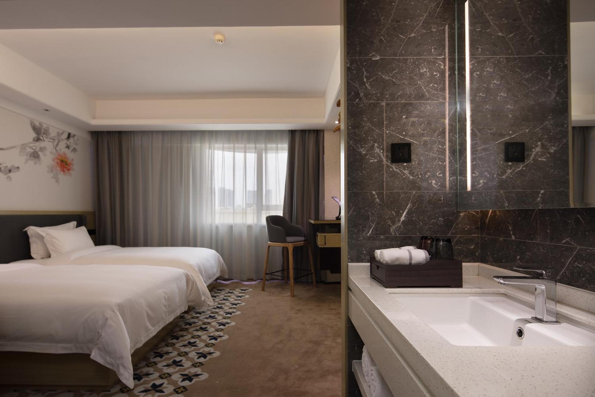 Paco Hotel Guangzhou Jiangtai Road Metro Branch Dış mekan fotoğraf
