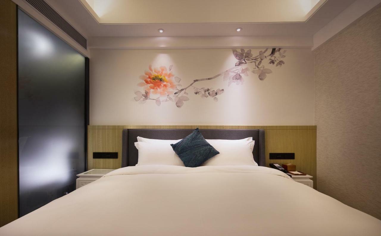 Paco Hotel Guangzhou Jiangtai Road Metro Branch Dış mekan fotoğraf