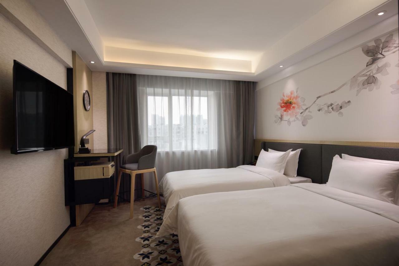 Paco Hotel Guangzhou Jiangtai Road Metro Branch Dış mekan fotoğraf